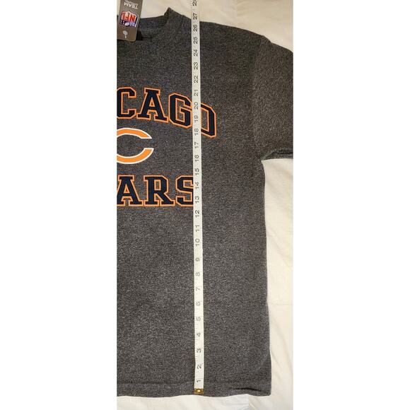 Chicago Bears NFL Team Apparel Mens Medium Graphic Short Sleeve T-Shirt Gray NWT - Picture 3 of 8